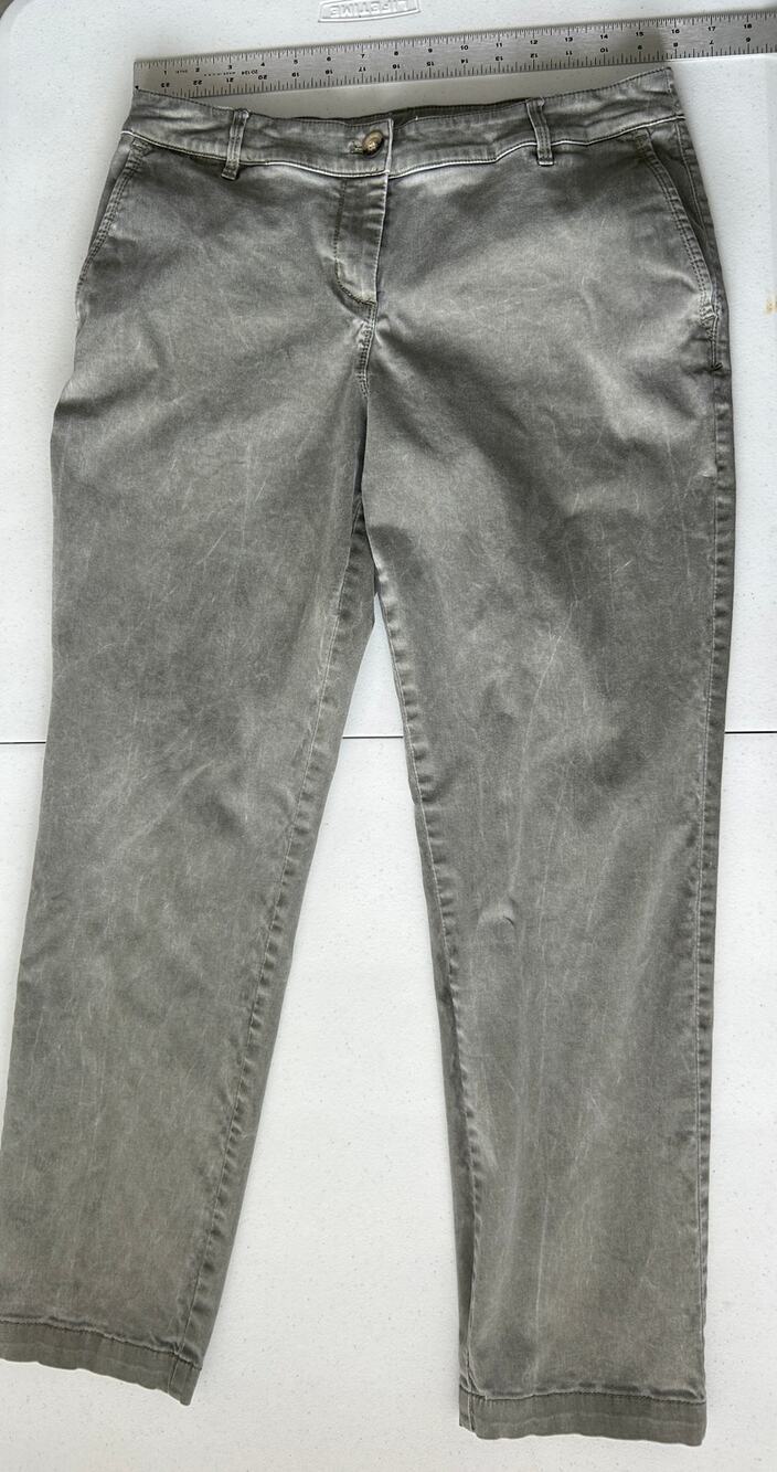 Tommy Bahama Ladies Pants size 10